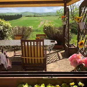 https://casa-country-house-girasole.it-tuscanyhotel.com