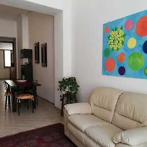https://appartamento-in-centro.sicilyhotelsitaly.net